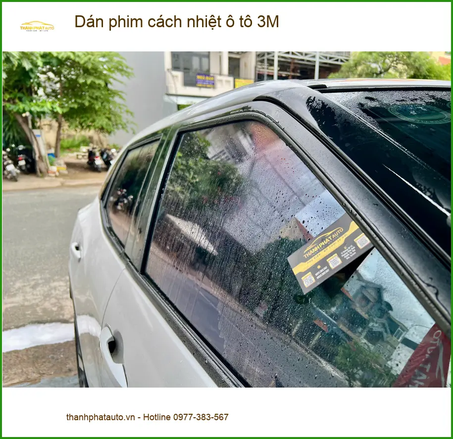 Chị Thảo dán phim cách nhiệt ô tô 3M cho Hyundai Creta tại Quận 9 chuẩn bị đón hè. ảnh thực tế 3