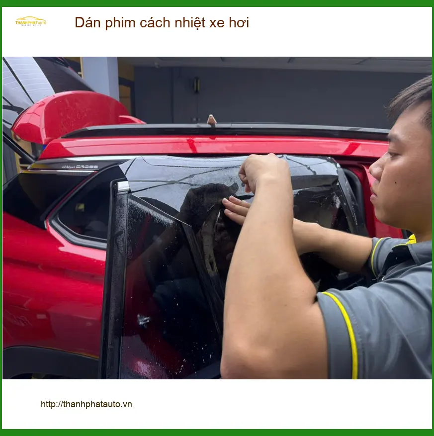 Bác Hữu Trí dán phim cách nhiệt xe hơi Toyota Vios tại Quận 12 giảm nóng cho xe ảnh thực tế 4