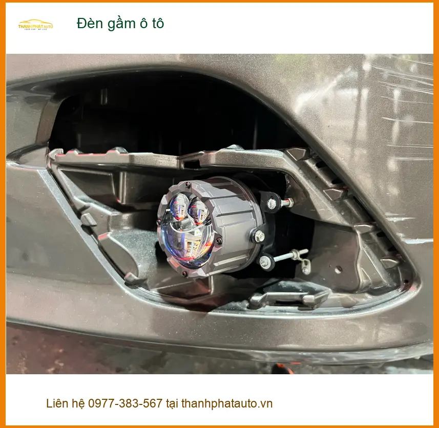 Chú Lâm độ đèn gầm ô tô cho Toyota Camry vì đèn zin yếu ở Bình Chánh ảnh thực tế 3