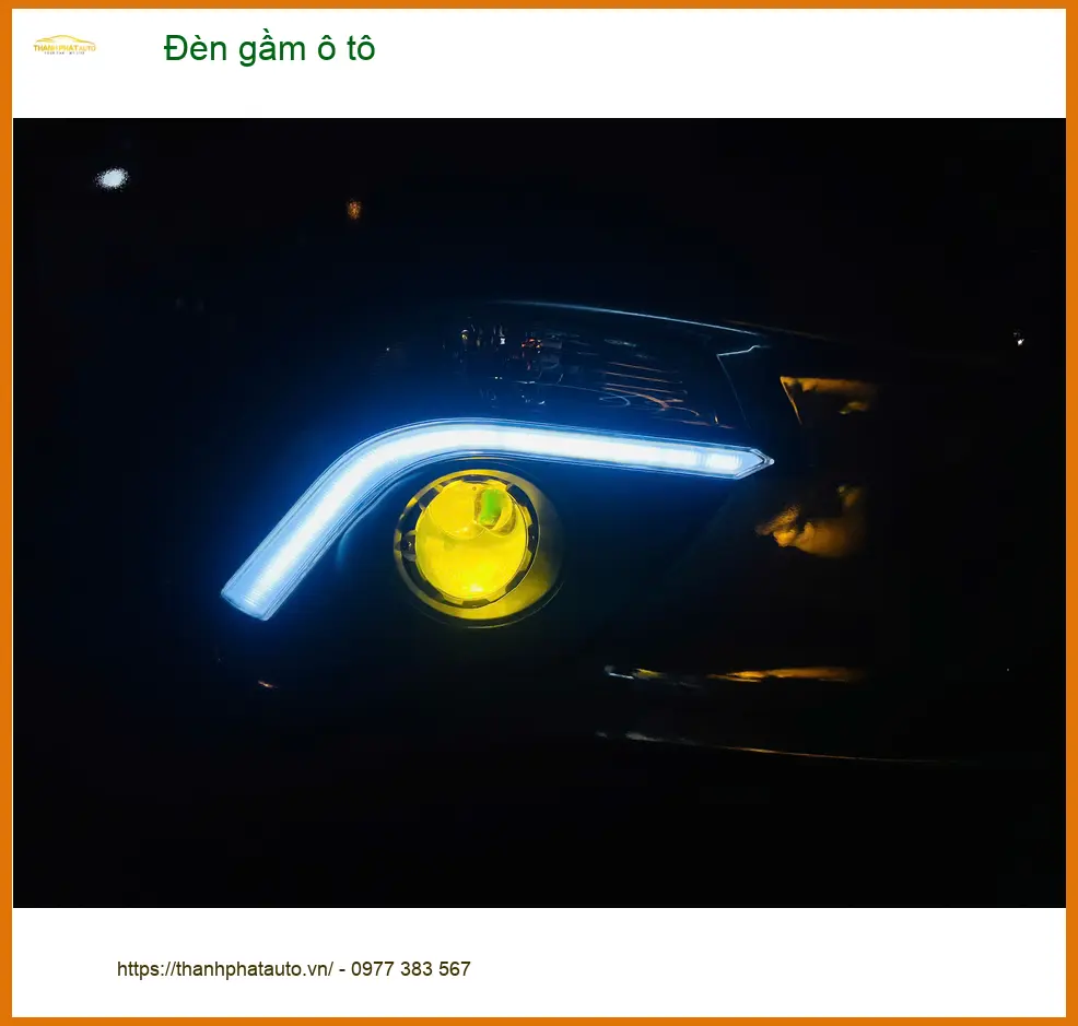 Chú Quang độ đèn gầm ô tô cho Ford Everest tại Quận 2 vì đèn zin kém sáng ảnh thực tế 3