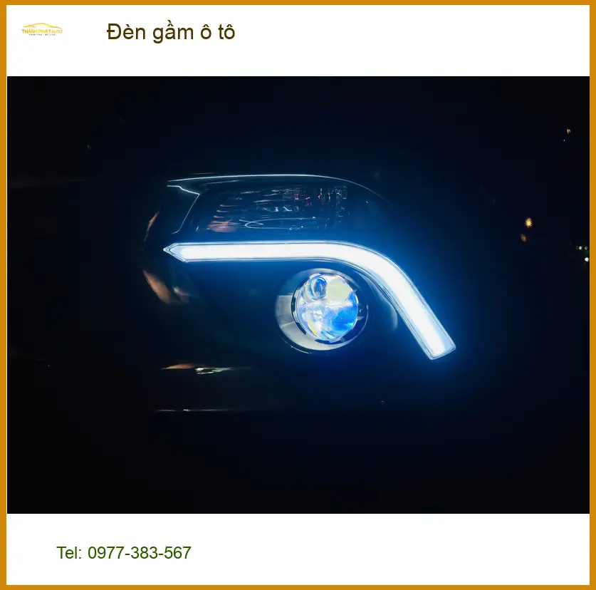 Chú Quang độ đèn gầm ô tô cho Ford Everest tại Quận 2 vì đèn zin kém sáng ảnh thực tế 4