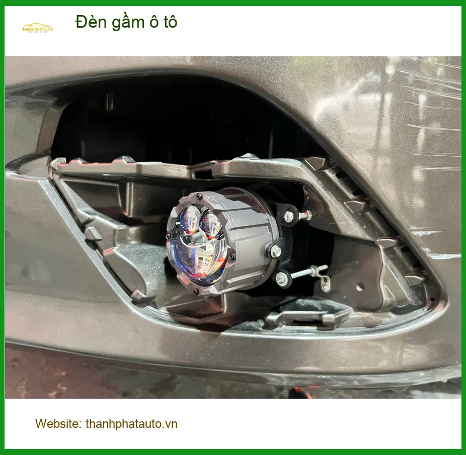 Cô Bích nâng cấp đèn gầm ô tô Kia Carnival do đèn zin không đủ sáng ở Quận 9 ảnh thực tế 2