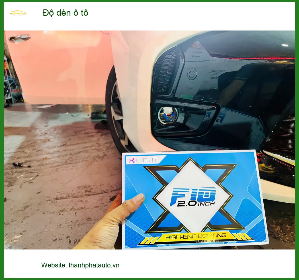 Anh Tùng độ đèn ô tô Honda CRV để cải thiện tầm nhìn ban đêm tại Quận 9