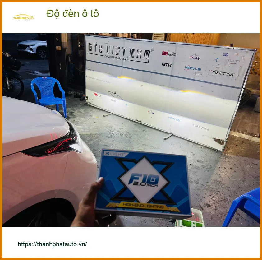 Anh Khang độ đèn ô tô cho Honda HR-V tại Quận 2 vì đèn zin không đủ sáng khi đi đêm ảnh thực tế 3