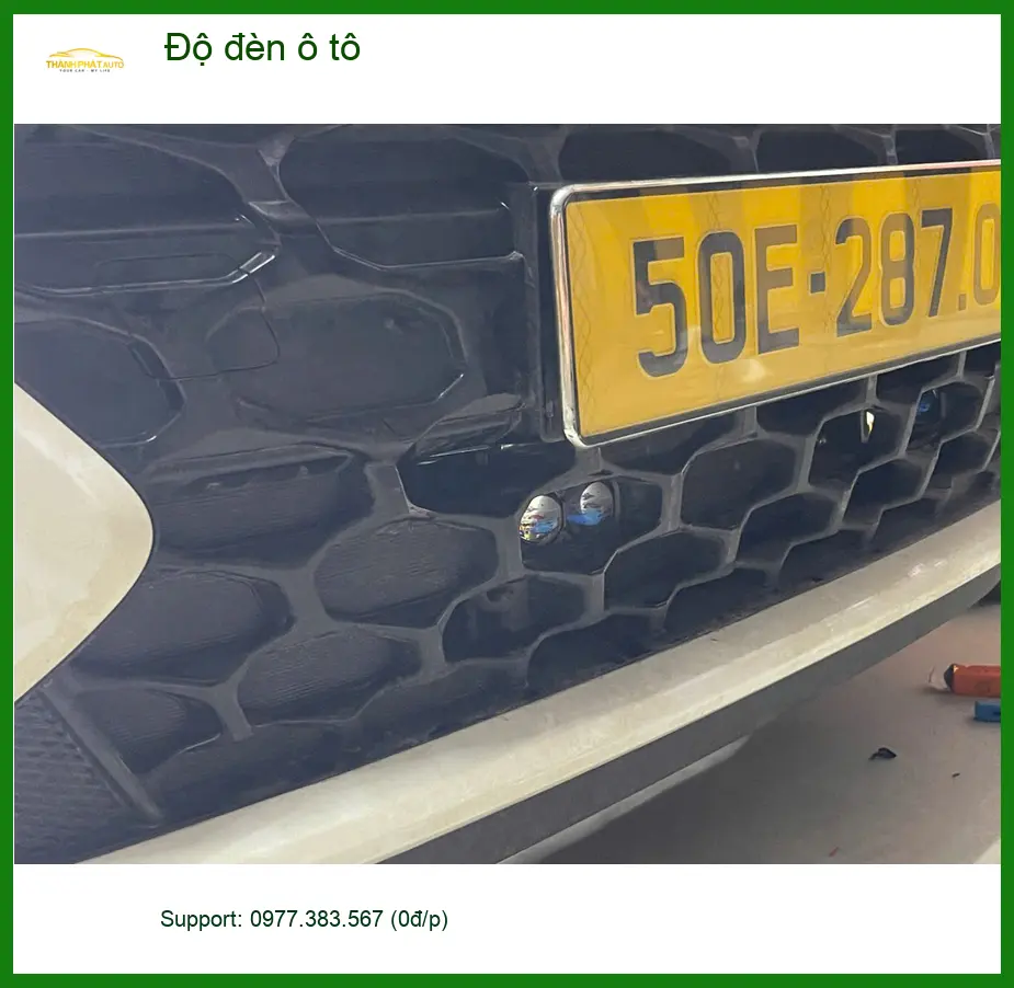 Anh Đạt độ đèn ô tô Ford Everest tại Quận Tân Bình để tối ưu tầm nhìn. ảnh thực tế 2