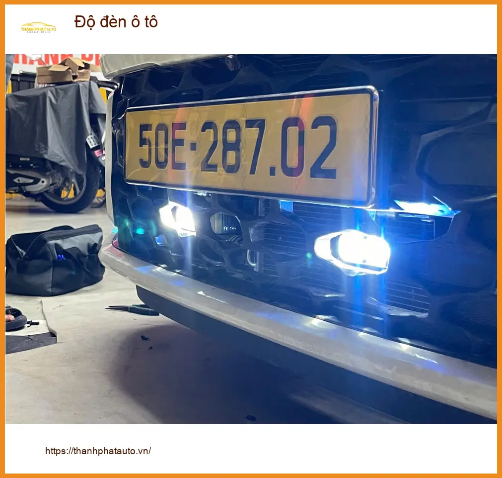 Anh Đạt độ đèn ô tô Ford Everest tại Quận Tân Bình để tối ưu tầm nhìn. ảnh thực tế 3