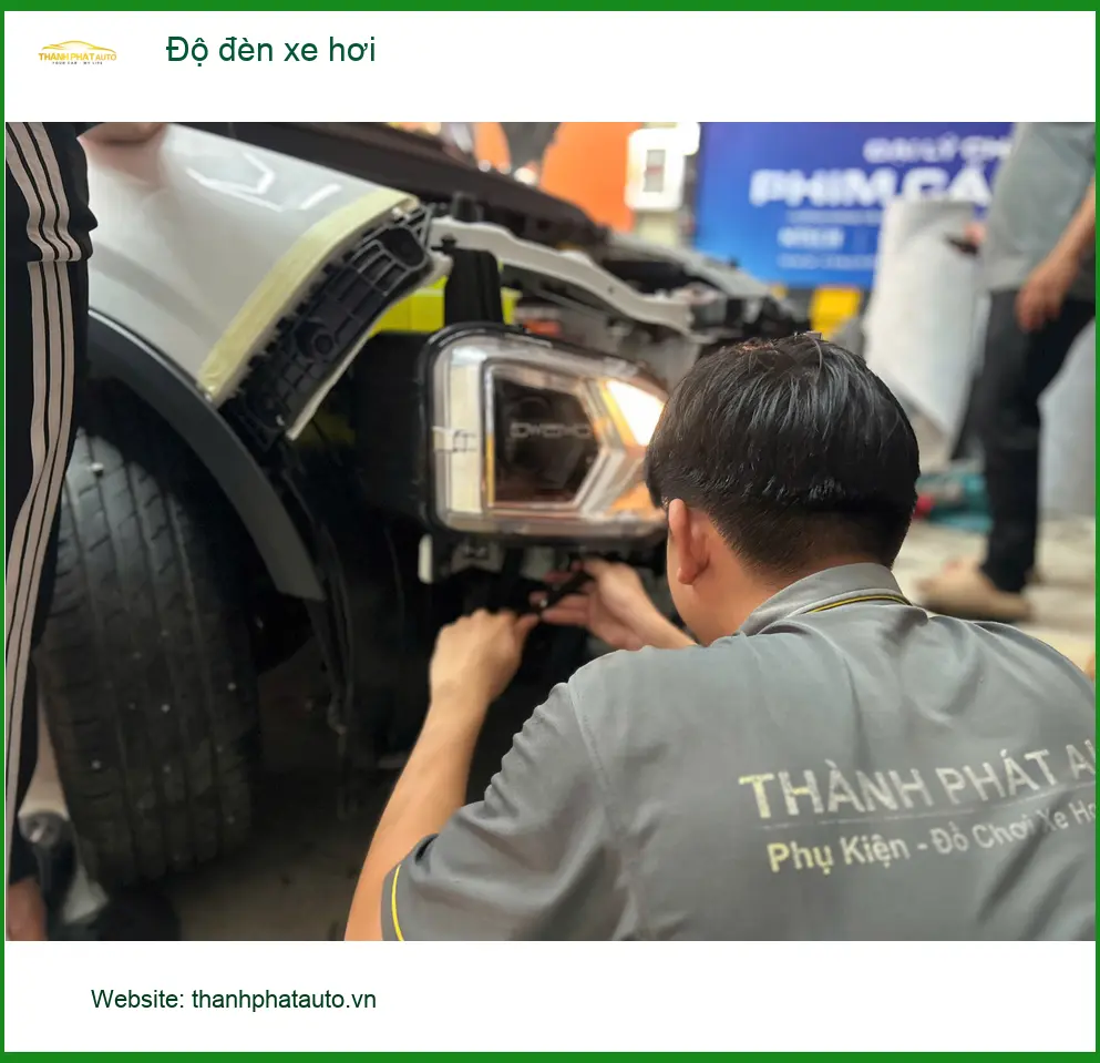 Anh Tú độ đèn xe hơi Hyundai Elantra tại Quận 9 vì đèn zin mờ, khó quan sát ảnh thực tế 4