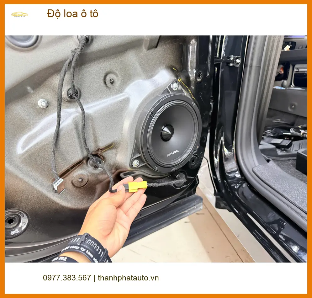 Bác Đạt độ loa ô tô cho Hyundai Creta tại Quận Thủ Đức để nghe nhạc sống động hơn ảnh thực tế 3