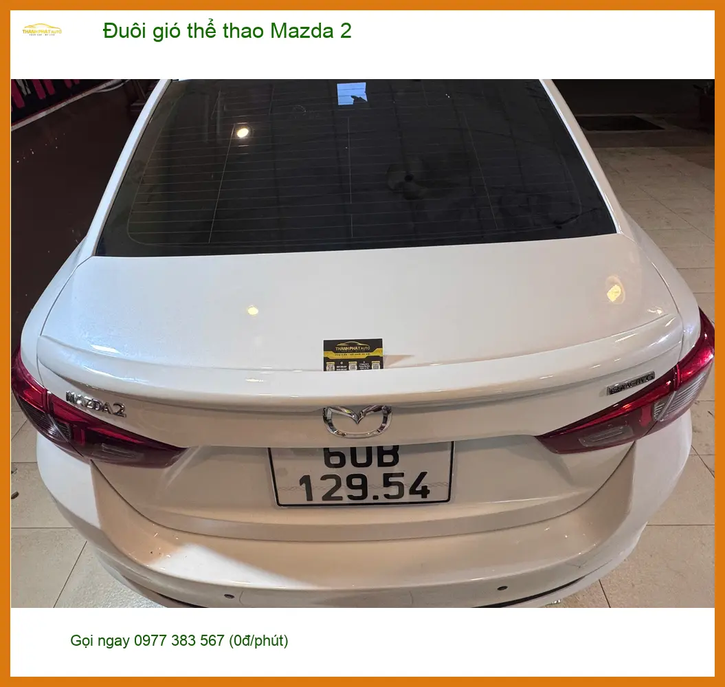 Anh Minh lắp đuôi gió thể thao Mazda 2 tại Thủ Đức để tăng vẻ cá tính cho xe
