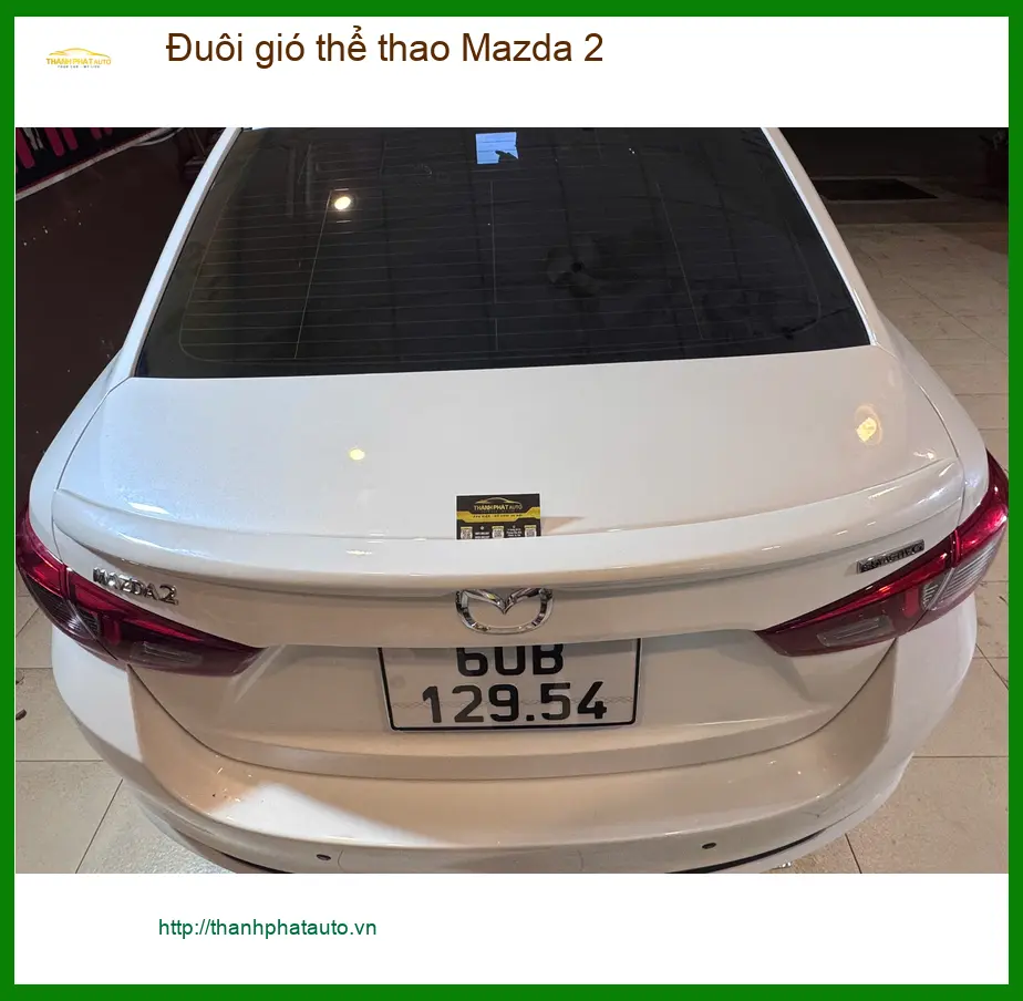 Anh Quang lắp đuôi gió thể thao Mazda 2 tại Quận 11 để tăng vẻ mạnh mẽ ảnh thực tế 2