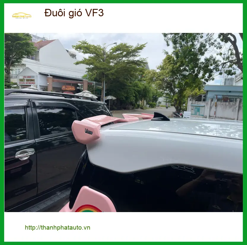 Chú Tùng lắp đuôi gió VF3 tại Quận 9 để xe trông thể thao và cá tính hơn ảnh thực tế 3