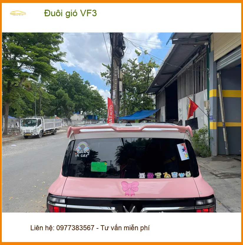 Anh Quang lắp đuôi gió VinFast VF3 tại Hóc Môn để tăng tính thể thao