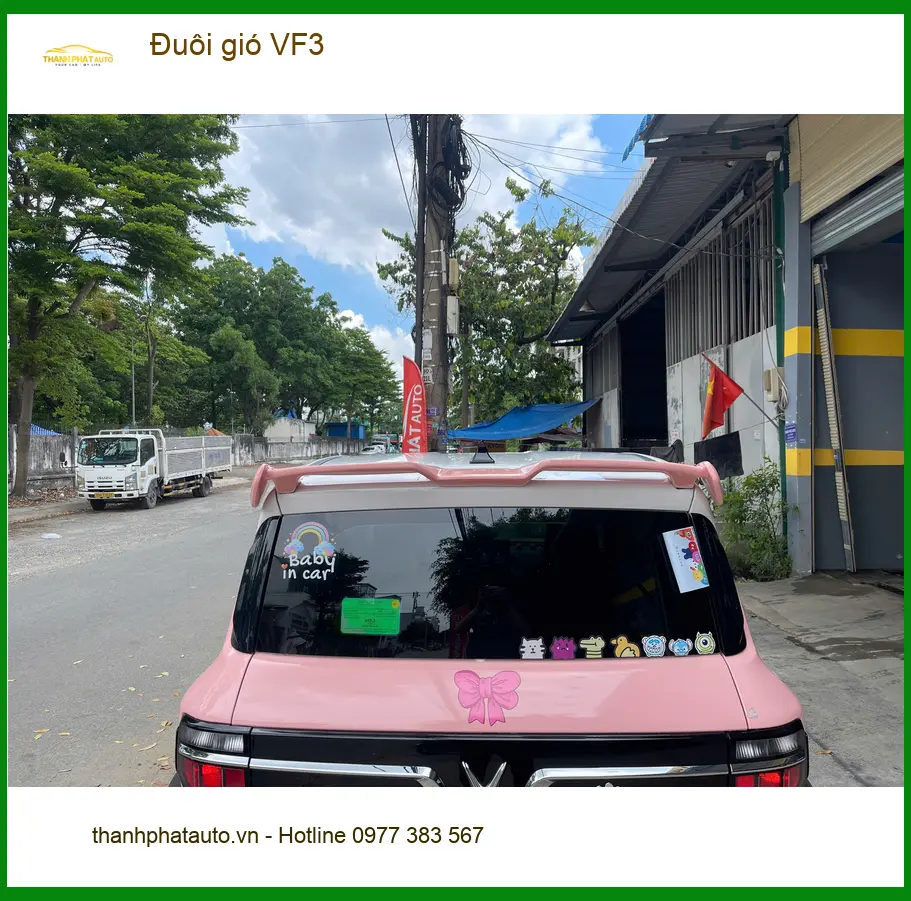 Anh Khôi lắp đuôi gió VF3 tại Quận 4 để xe thêm phong cách và ổn định ảnh thực tế 2