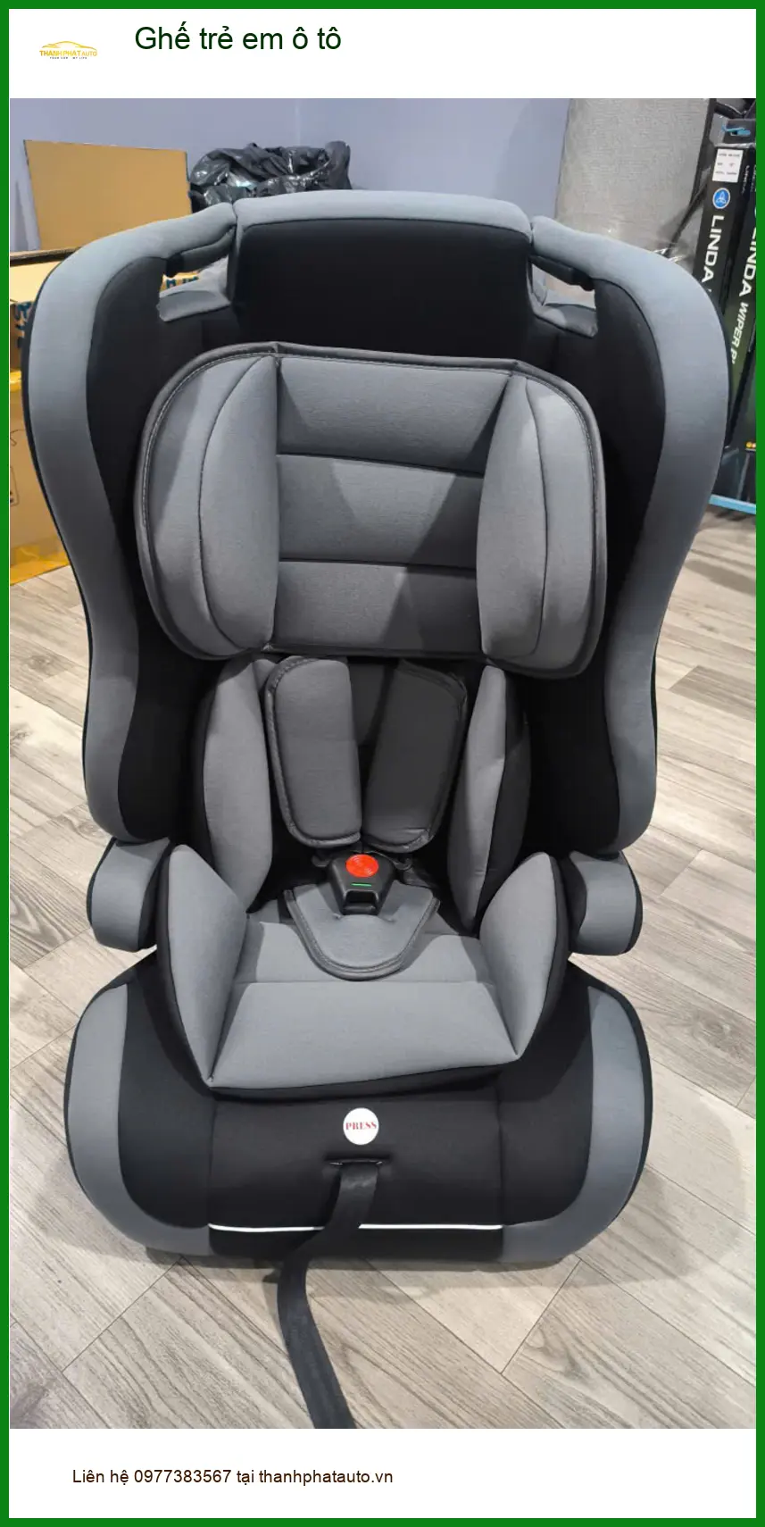 Chị Thanh lắp ghế trẻ em ô tô Honda CRV uy tín tại Quận 2