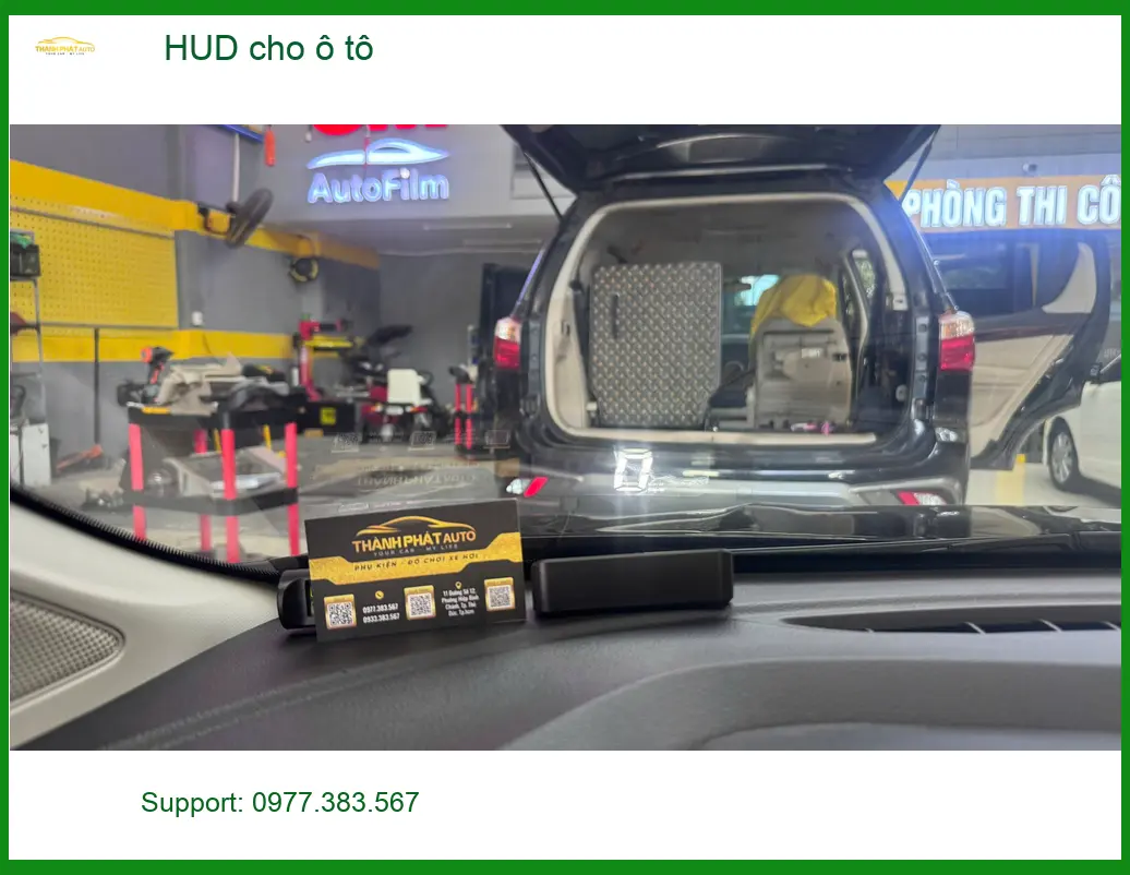 Anh Lợi lắp HUD cho Toyota Raize tại Quận 6 để dễ quan sát tốc độ ảnh thực tế 4