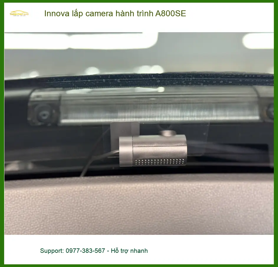 Chú Phước lắp camera hành trình A800SE cho Innova ở Tân Bình ảnh thực tế 2
