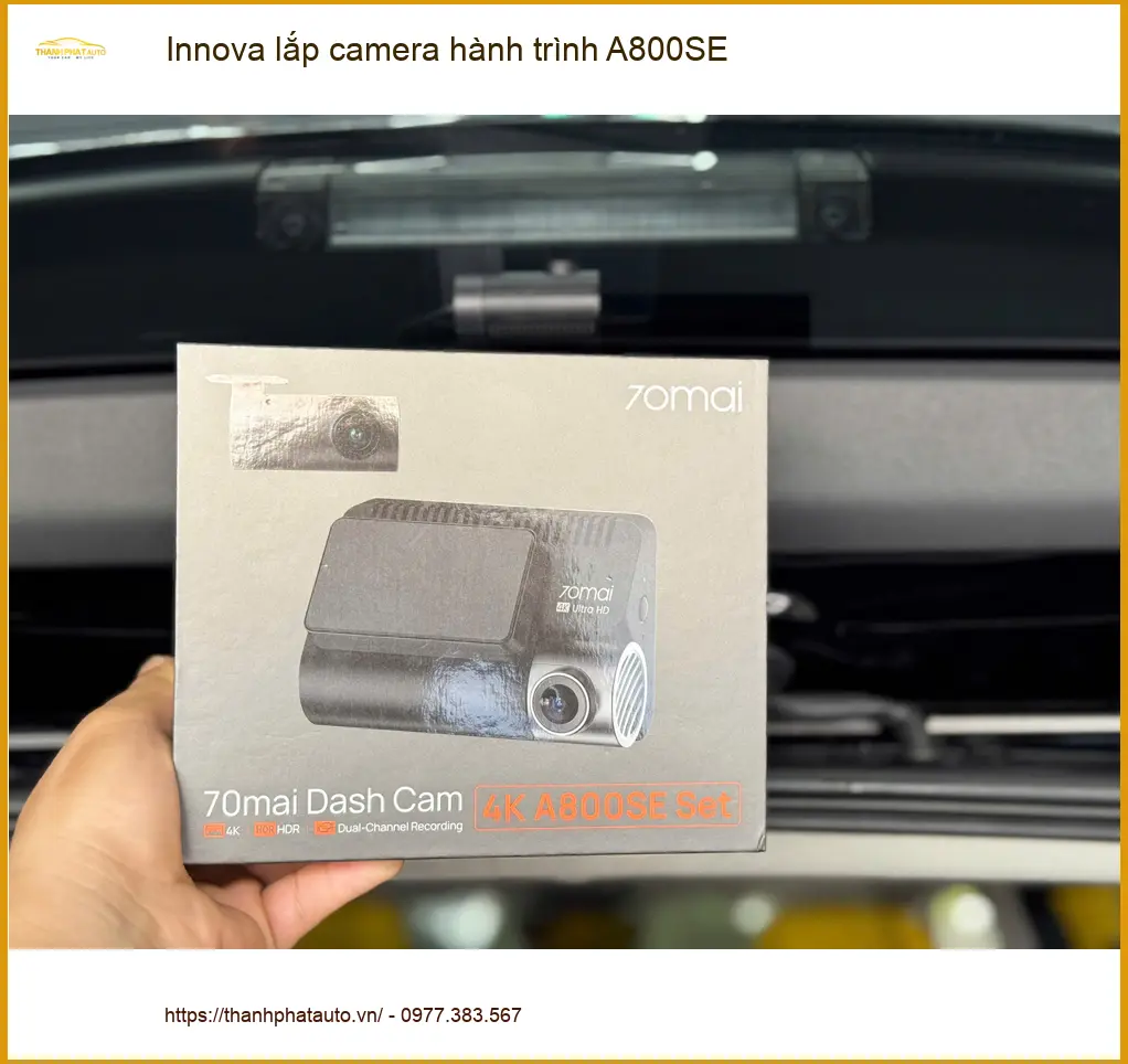 Chú Phước lắp camera hành trình A800SE cho Innova tại Quận 12