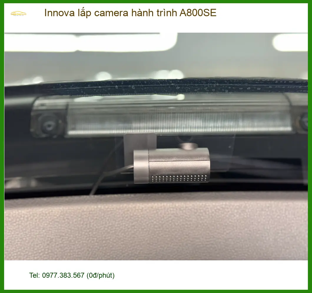 Anh Khải lắp camera hành trình A800SE Innova Quận 4 đảm bảo an toàn