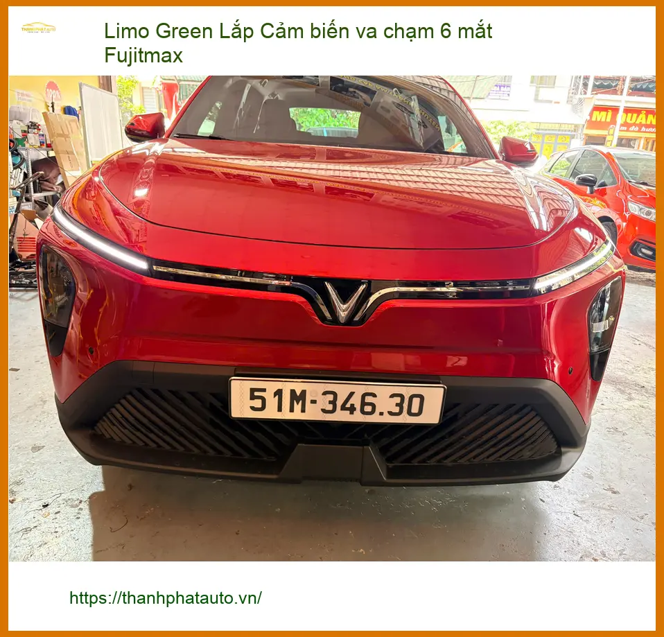 Anh Hùng Lux A2.0 lắp cảm biến va chạm 6 mắt Fujitmax tại Bình Thạnh ảnh thực tế 3