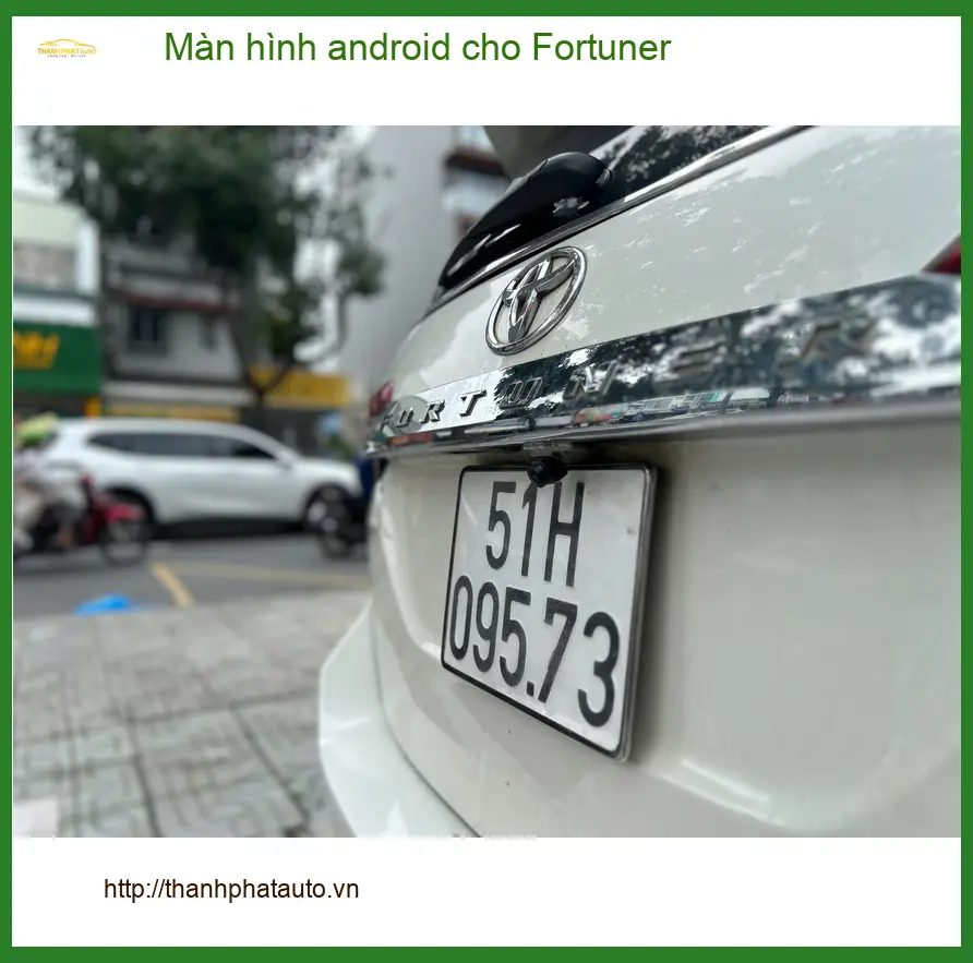 Anh Tấn lắp màn hình android cho Fortuner Quận 9 để nâng tầm trải nghiệm lái xe ảnh thực tế 3