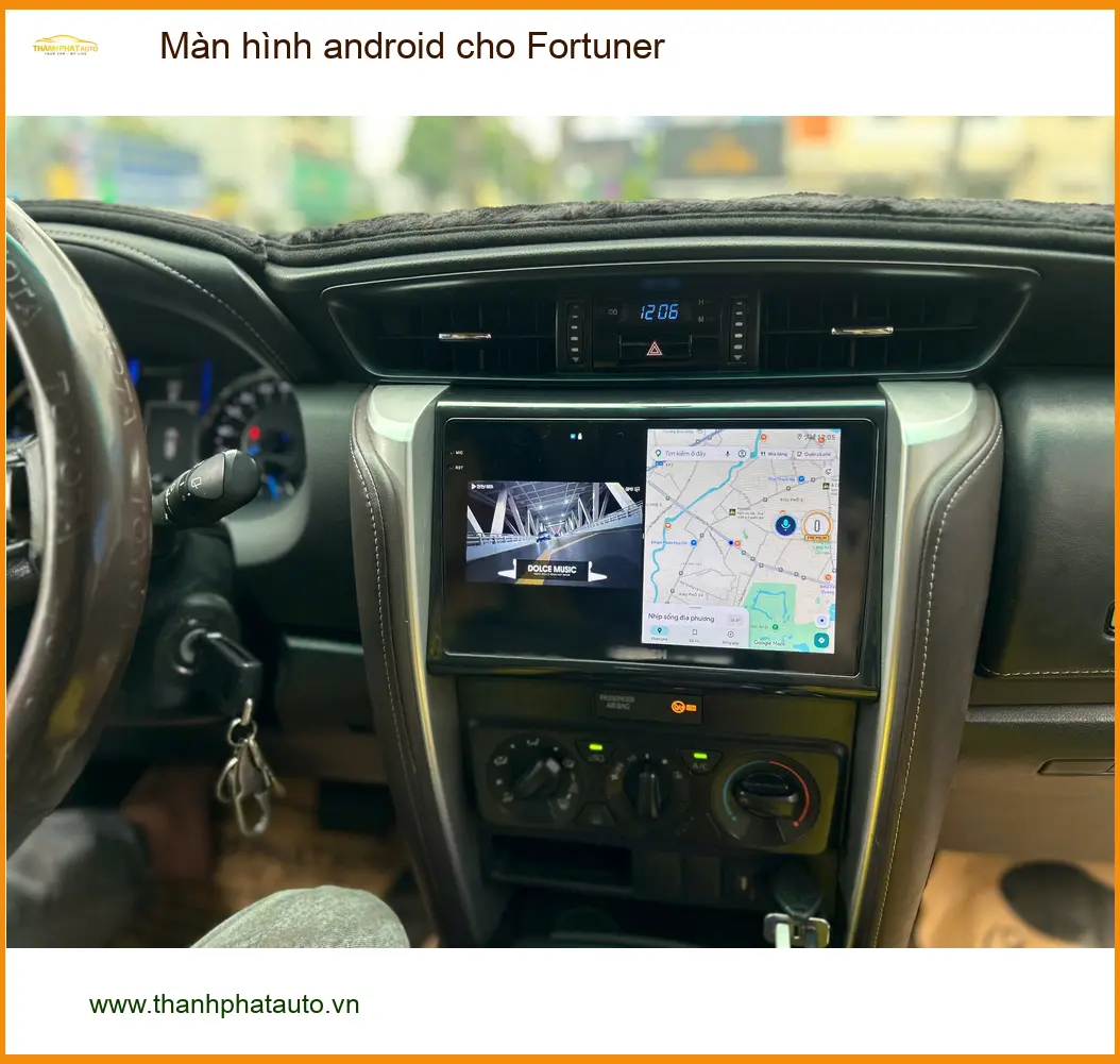 Chị Bích lắp màn hình Android cho Fortuner tại Hóc Môn để giải trí tiện lợi