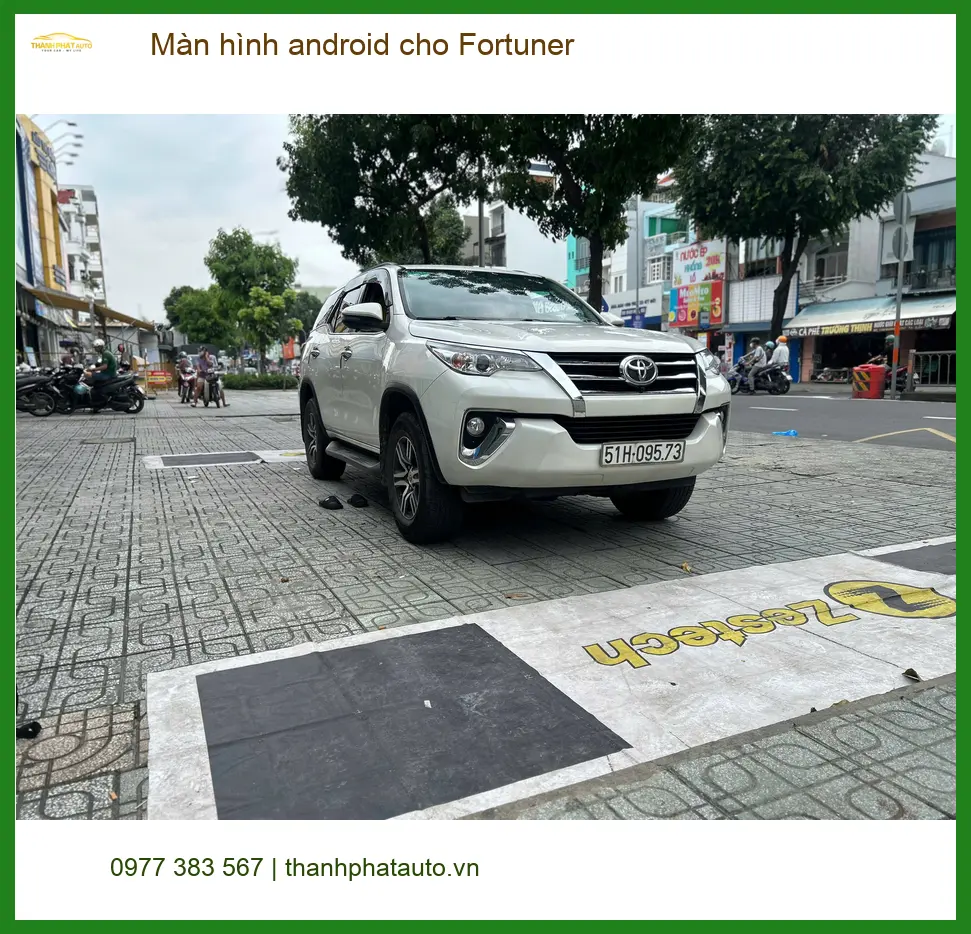 Chị Bích lắp màn hình Android cho Fortuner tại Hóc Môn để giải trí tiện lợi ảnh thực tế 4