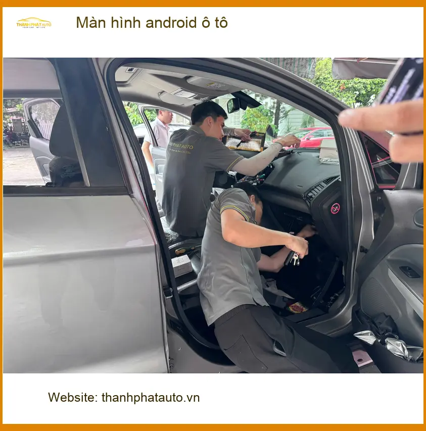 Anh Tùng lắp màn hình Android ô tô cho Hyundai Accent tại Thủ Đức ảnh thực tế 2