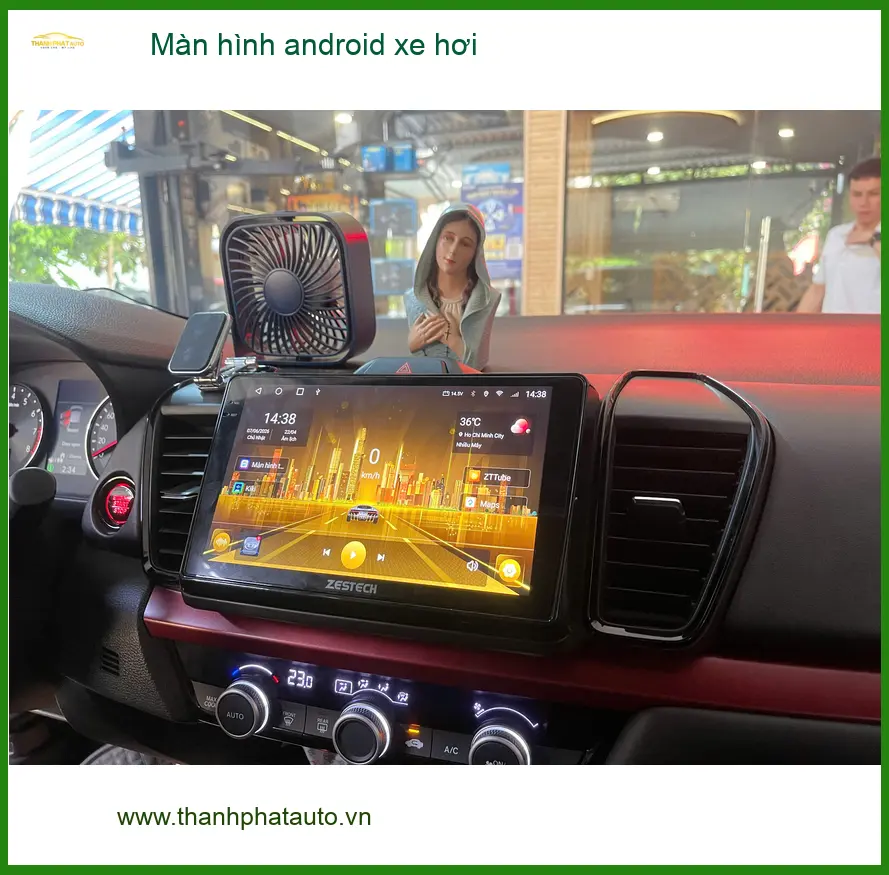 Anh Trọng lắp màn hình Android xe hơi cho Hyundai Accent ở Thủ Đức. ảnh thực tế 3
