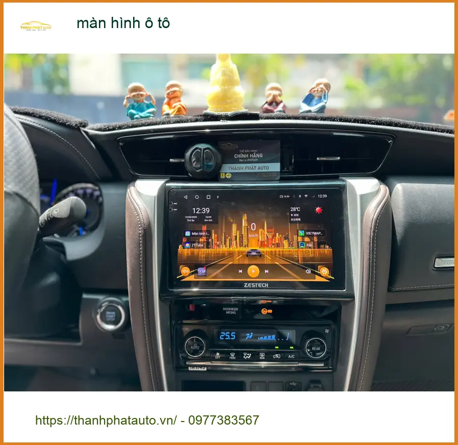 Chị Thảo lắp màn hình ô tô Zestech cho Toyota Raize tại Quận Gò Vấp ảnh thực tế 3