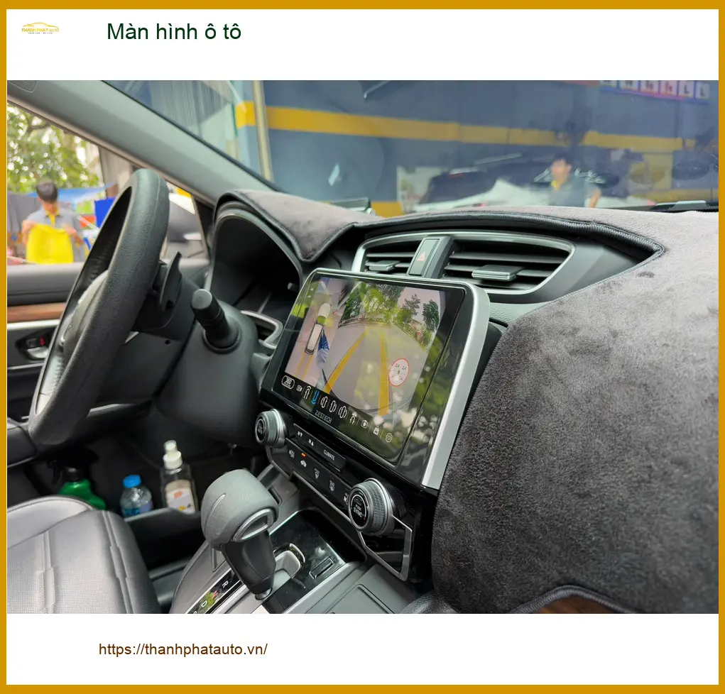 Anh Tùng lắp màn hình ô tô cho Toyota Vios tại Quận 11 màn hình cũ bị lỗi ảnh thực tế 2