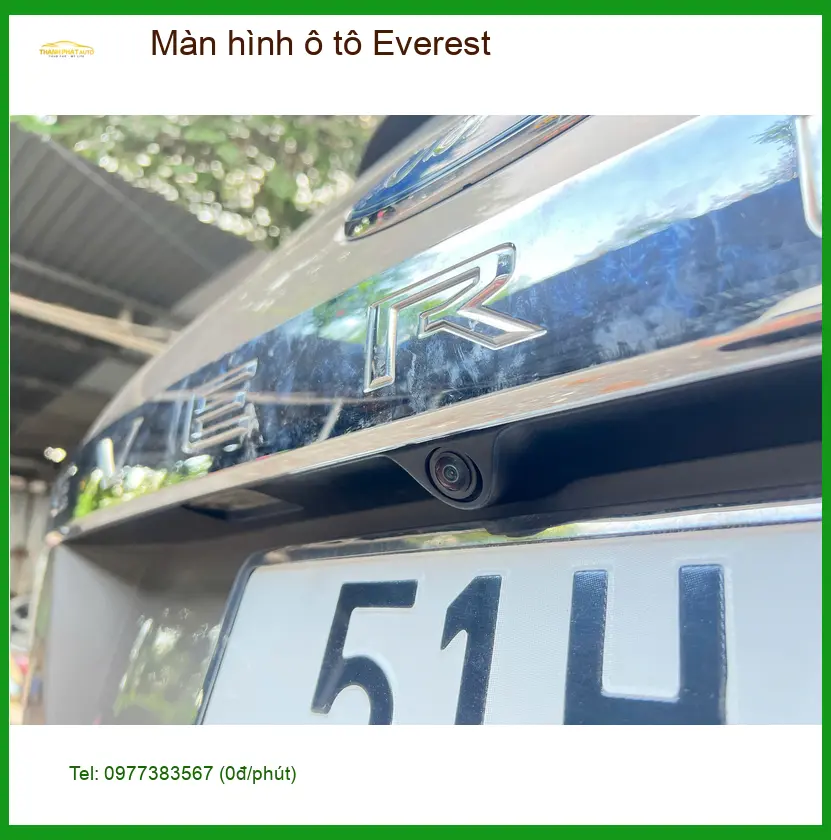 Anh Phi lắp màn hình ô tô Everest tại Quận Tân Bình vì màn zin đã cũ ảnh thực tế 4