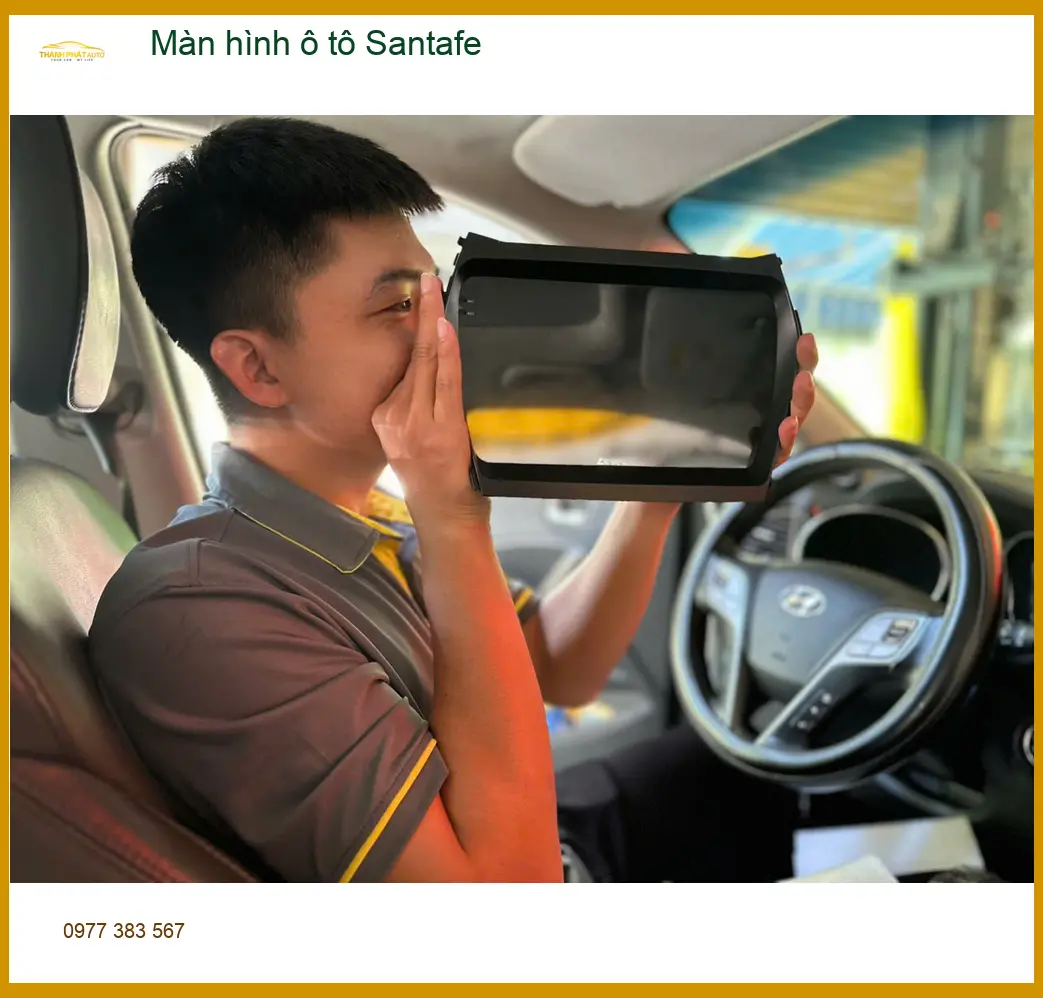 Chị Mai Anh lắp màn hình ô tô Santafe tại Quận Bình Tân khắc phục màn hình cũ đơ ảnh thực tế 2