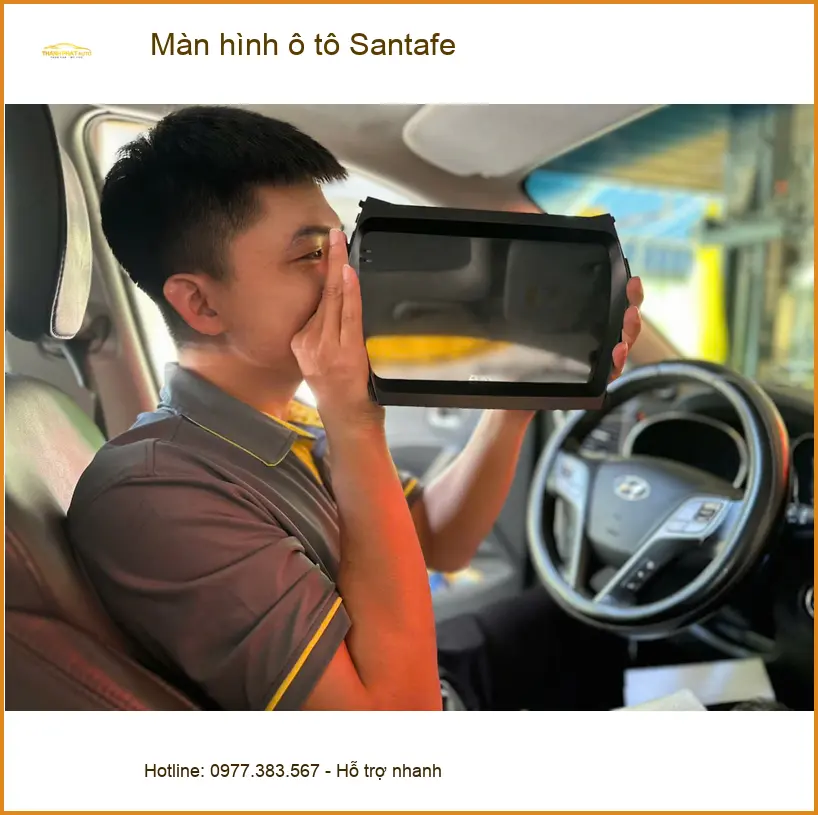 Chị Thanh lắp màn hình ô tô Santafe tại Quận Thủ Đức để di chuyển thuận tiện ảnh thực tế 2