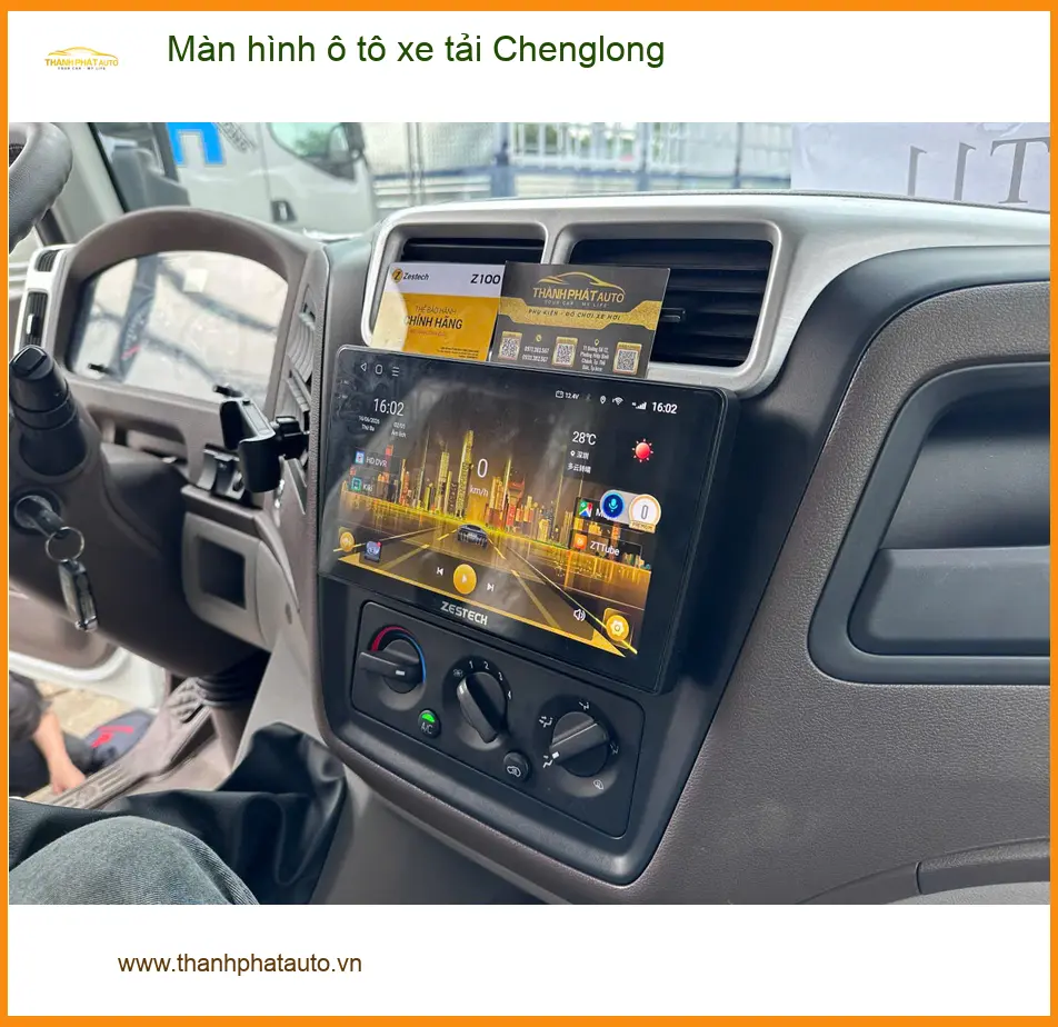 Anh Quang gắn màn hình ô tô Chenglong cho xe tải tại Thủ Đức ảnh thực tế 4