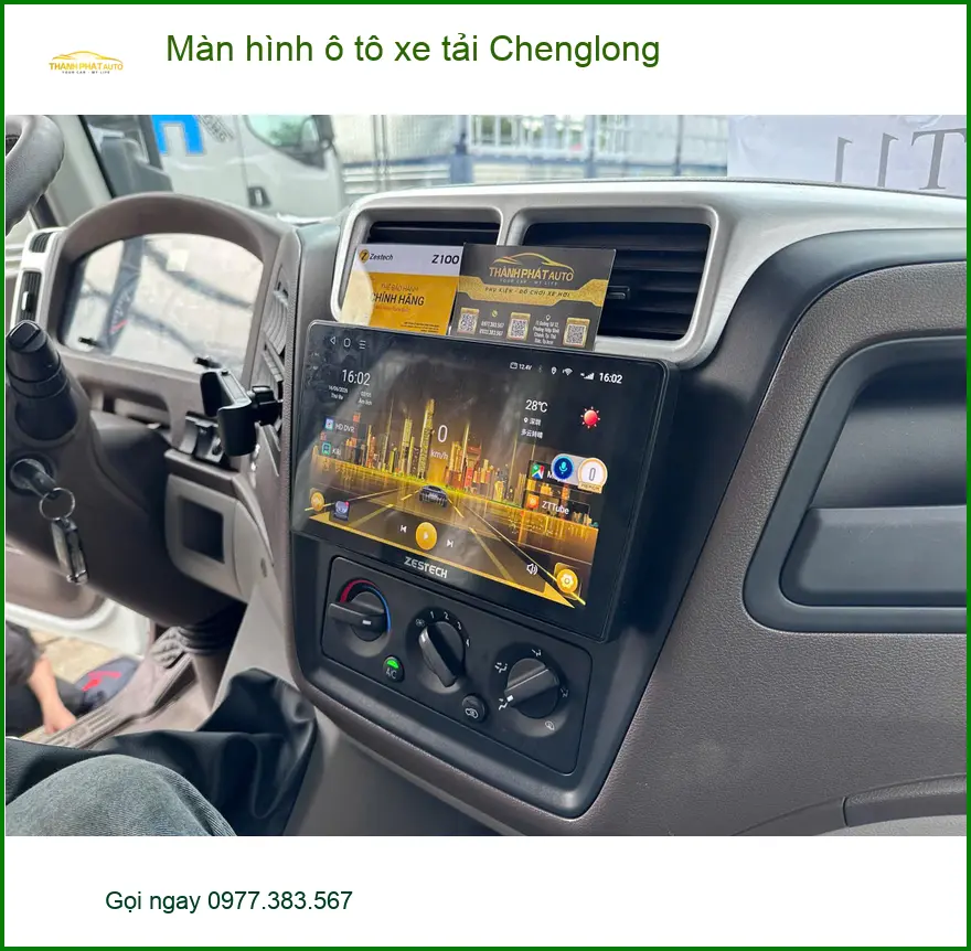 Chú Bảy lắp màn hình ô tô xe tải Chenglong tại Bình Chánh để tiện theo dõi lộ trình ảnh thực tế 3