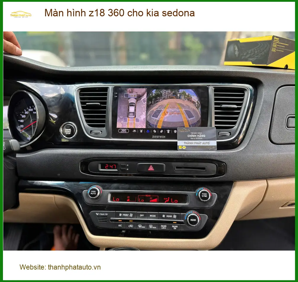 Chị Thúy lắp màn hình Z18 360 cho Kia Sedona tại Quận Tân Phú để lái xe an toàn hơn ảnh thực tế 2