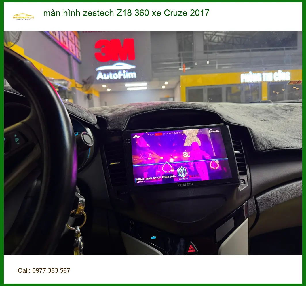 Chị Thảo lắp màn hình Zestech Z18 360 xe Cruze 2017 Quận Tân Bình dễ đỗ xe ảnh thực tế 3