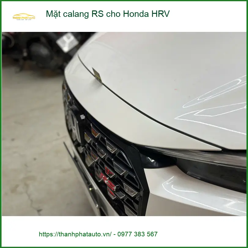 Anh Việt độ Mặt calang RS cho Honda HRV tại Quận 12 để xe thể thao hơn
