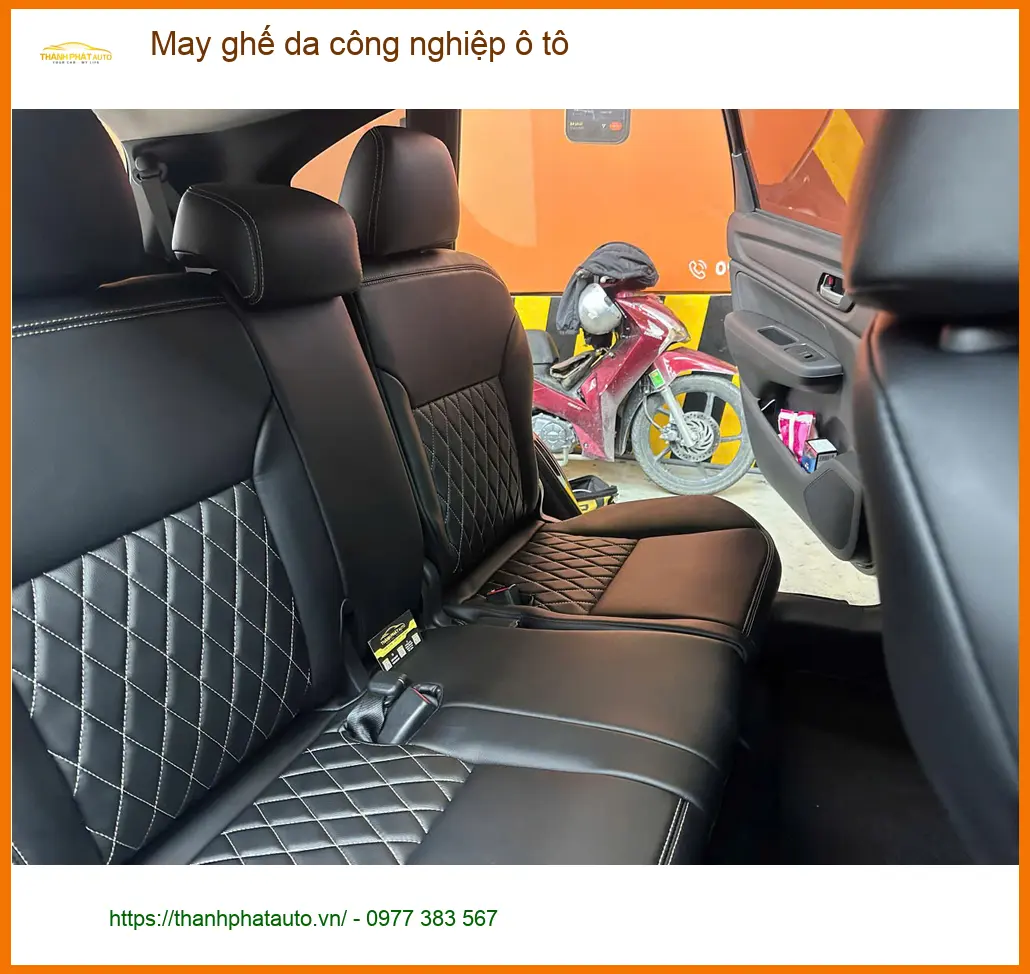 Anh Tú may ghế da công nghiệp ô tô Hyundai Accent tại Quận Bình Tân vì ghế cũ xuống cấp ảnh thực tế 4
