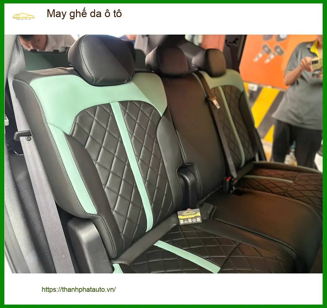Anh Trường may ghế da ô tô Honda CRV tại Nhà Bè: Nâng tầm đẳng cấp