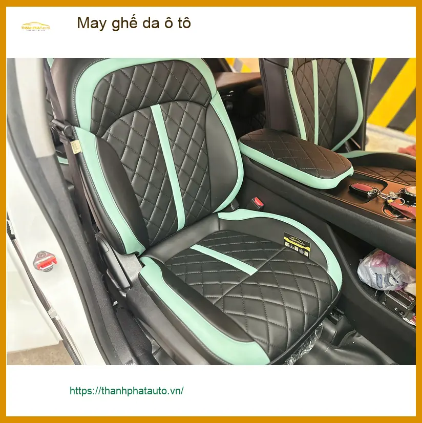 Cô Lan Anh may ghế da ô tô Honda CRV tại Quận 3, nội thất sang trọng hơn ảnh thực tế 2
