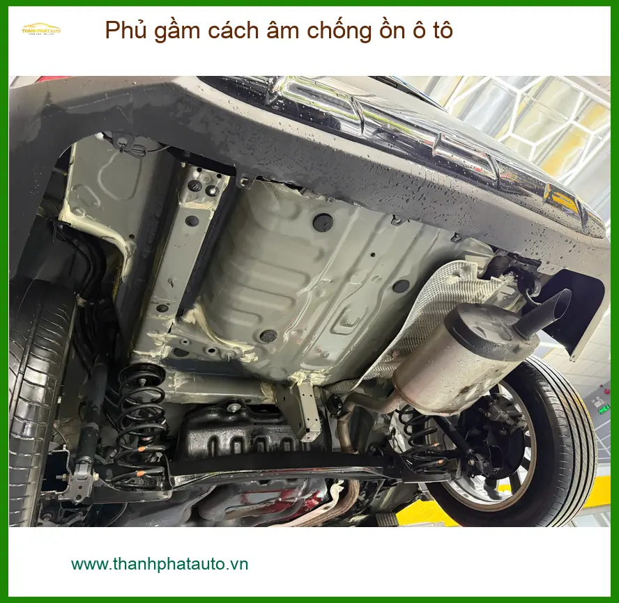 Anh Kiên Phủ Gầm Cách Âm Chống Ồn Cho Honda City Tại Quận Tân Bình. ảnh thực tế 3