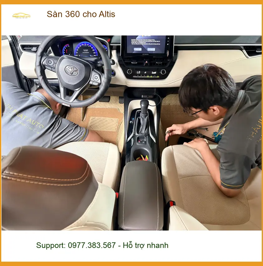 Anh Phước lắp Sàn 360 cho Altis tại Quận 6 để dễ dàng vệ sinh và giữ xe luôn mới. ảnh thực tế 2