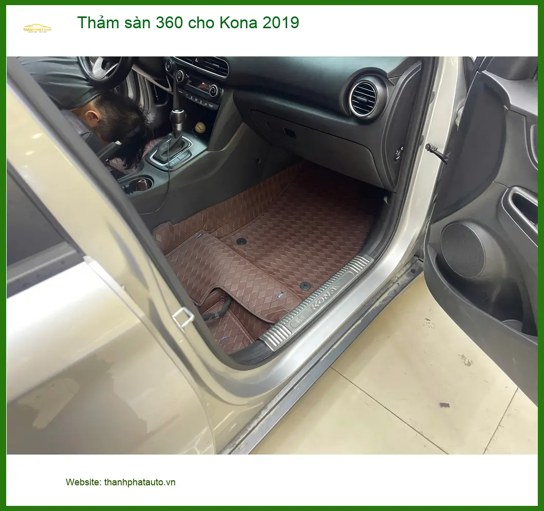 Anh Bách lắp thảm sàn 360 cho Hyundai Kona 2019 tại Quận 1.