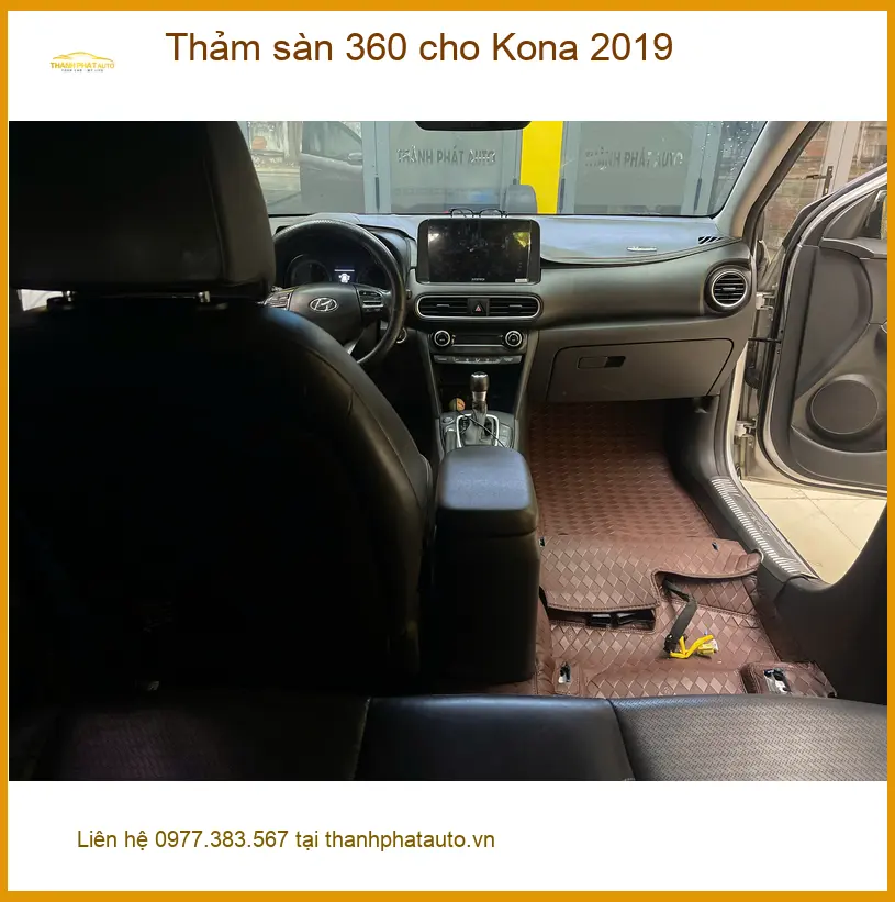 Bác Hải lắp Thảm sàn 360 cho Kona 2019 tại Củ Chi vì thảm cũ đã mòn rách