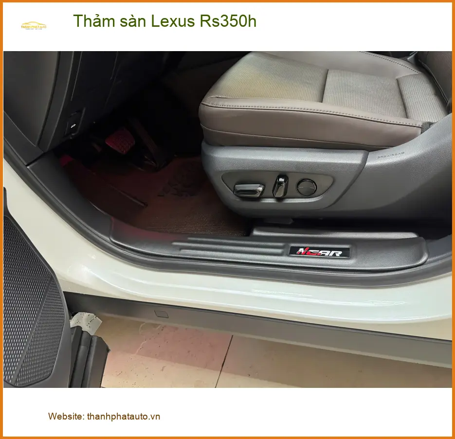 Anh Huy lắp thảm sàn Lexus Rs350h tại Quận 9 để xe luôn sạch sẽ ảnh thực tế 4