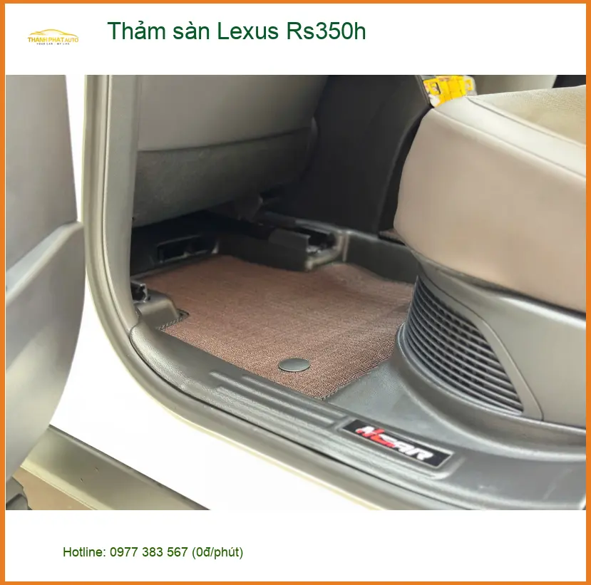 Anh Tấn lắp thảm sàn Lexus Rs350h tại Quận 12 để nội thất luôn sạch sẽ