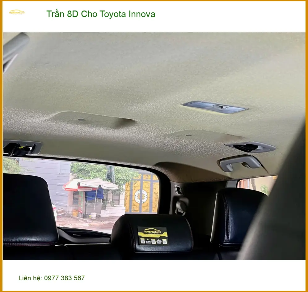 Chị Thảo lắp trần 8D cho Toyota Innova tại Quận 2 để nội thất sang trọng hơn ảnh thực tế 2