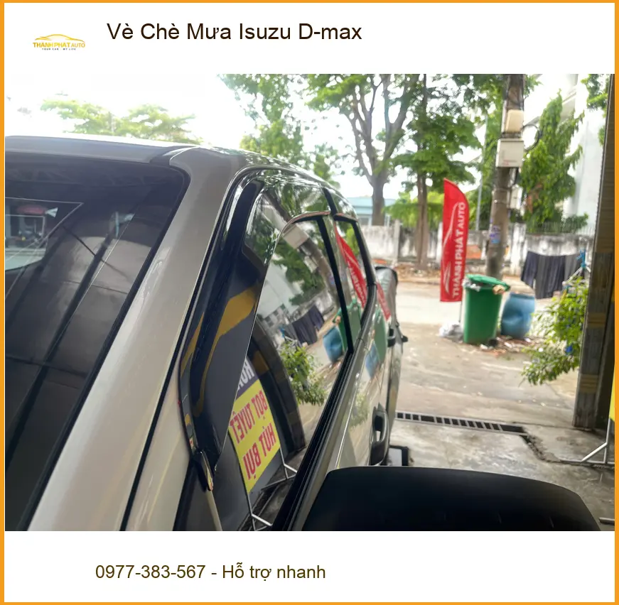 Anh Bách lắp Vè Chè Mưa Isuzu D-max tại Quận 8 chống hắt nước ảnh thực tế 2