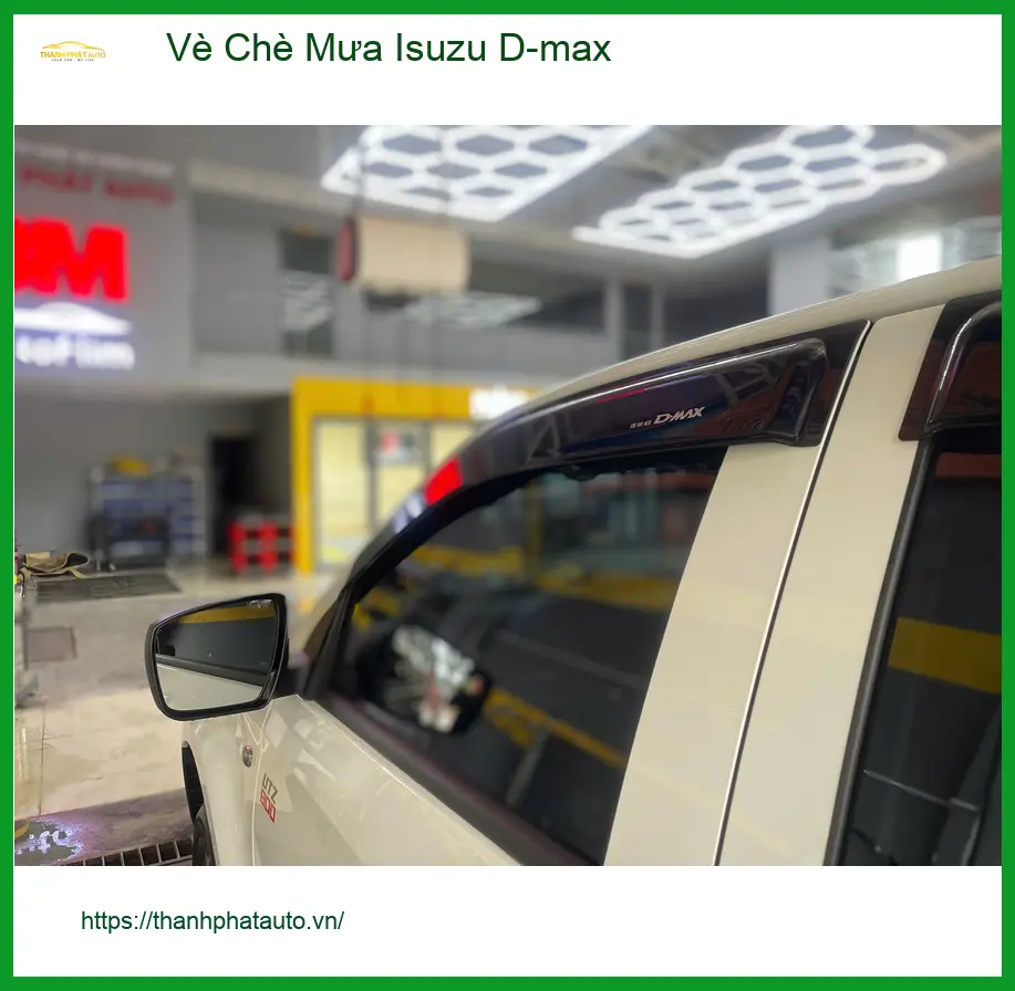 Anh Minh lắp Vè Che Mưa Isuzu D-max tại Quận 9 để bảo vệ nội thất khi trời mưa lớn ảnh thực tế 2